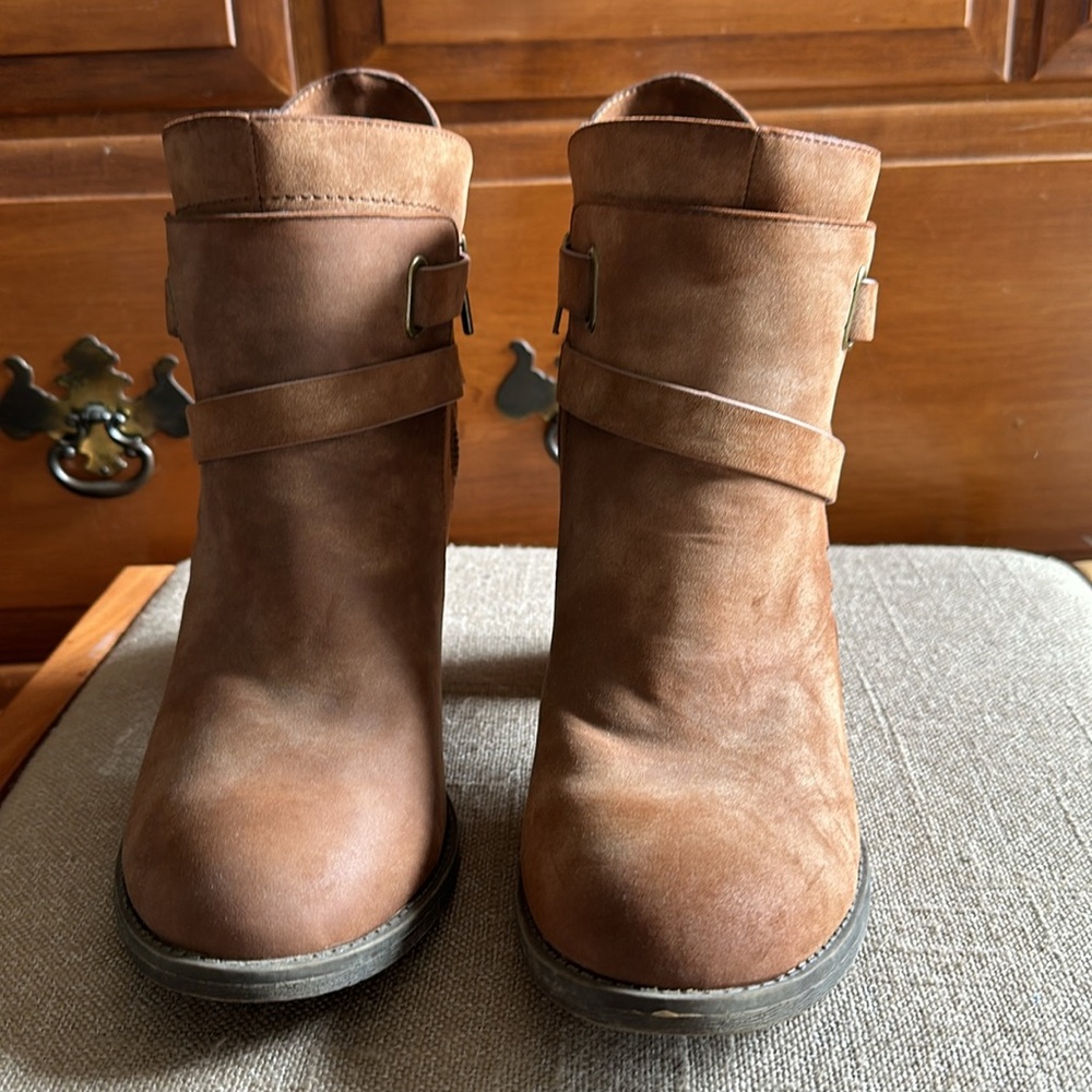 Booties - Picture 2 of 7
